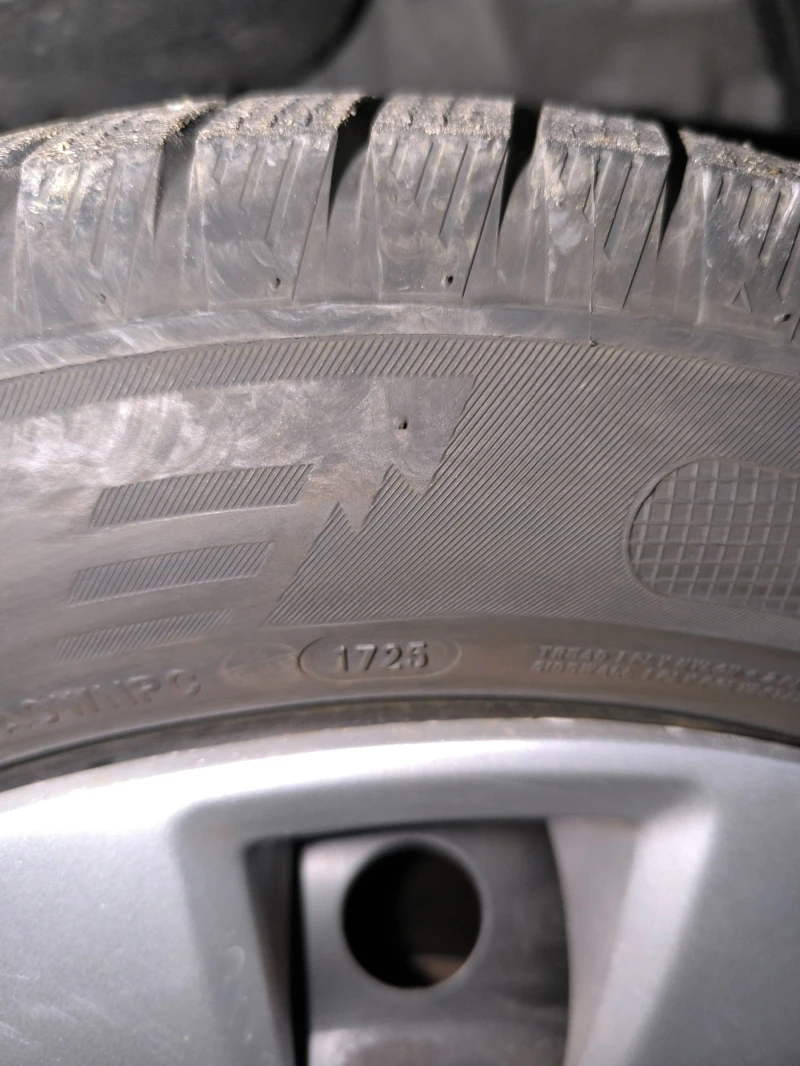 Toyota Yaris 1.33, снимка 11 - Автомобили и джипове - 52852389