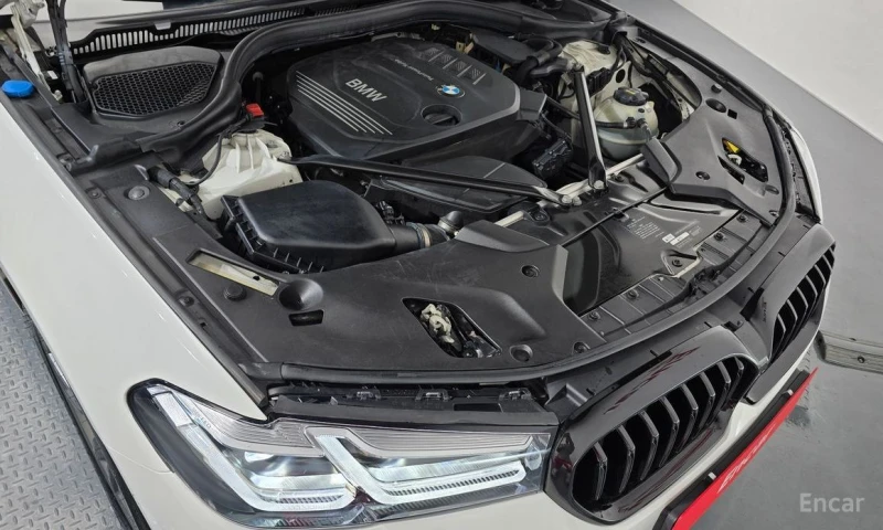 BMW 520, снимка 6 - Автомобили и джипове - 53108445