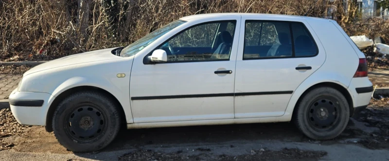 VW Golf 4, снимка 2 - Автомобили и джипове - 53140005