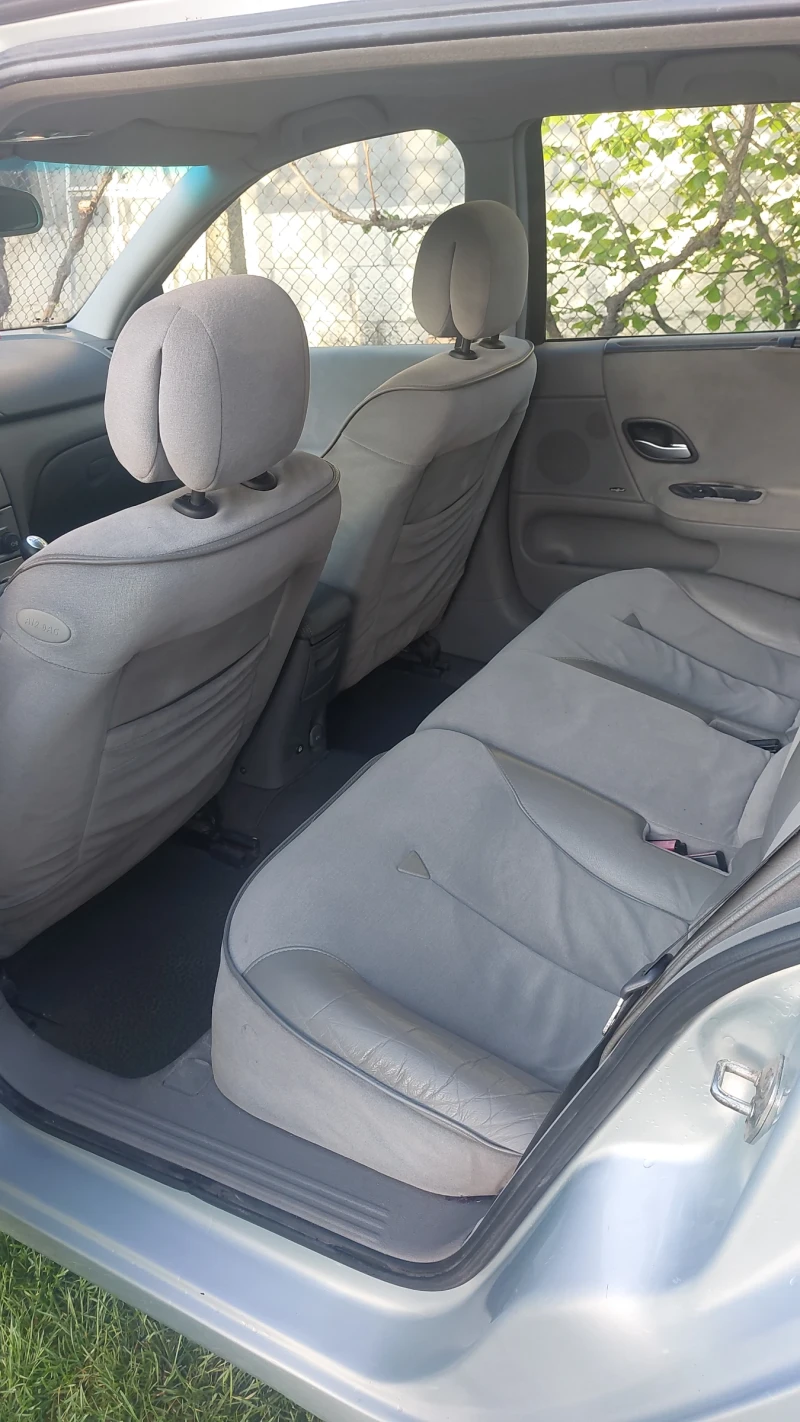 Renault Laguna, снимка 7 - Автомобили и джипове - 53221750