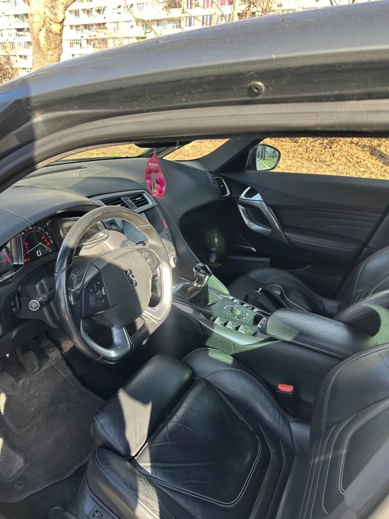 Citroen DS5 2.0 BLUEHDI , снимка 7 - Автомобили и джипове - 53295808