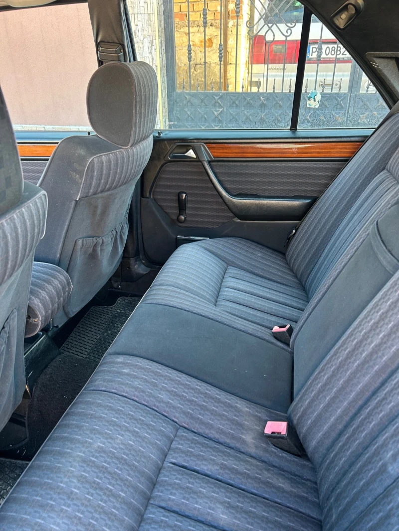 Mercedes-Benz 124 2000, снимка 6 - Автомобили и джипове - 53389102