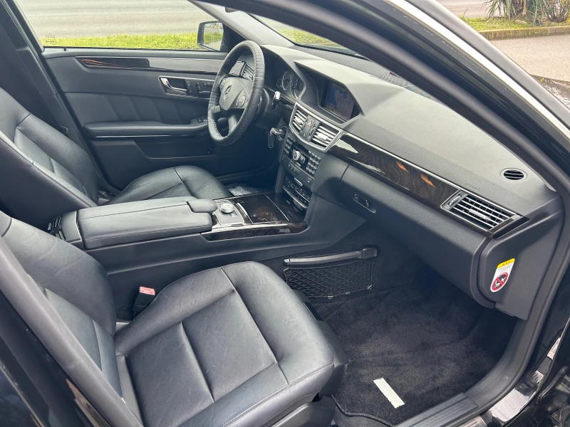 Mercedes-Benz E 350, снимка 8 - Автомобили и джипове - 53396696