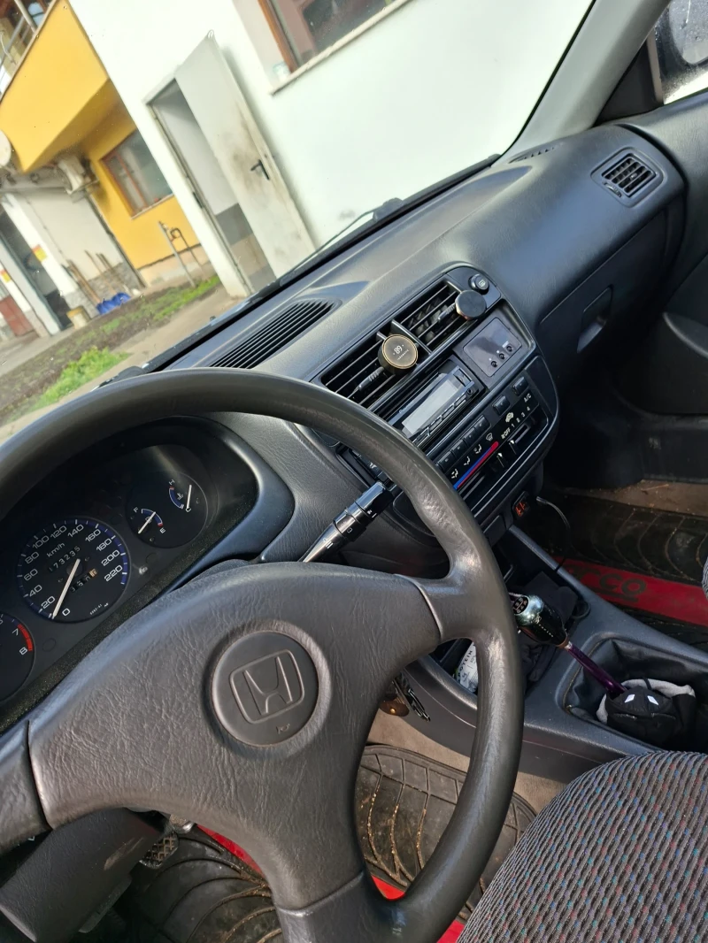 Honda Civic 1.5 V-TEC , снимка 5 - Автомобили и джипове - 53495157