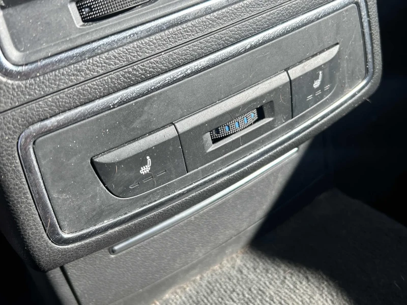 Audi A6 QUATTRO* TECHNIK* KEYLESS* АвтоКредит(ЦЕНА ДО БГ), снимка 12 - Автомобили и джипове - 53514428