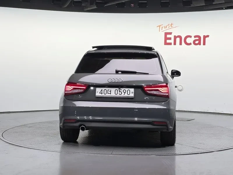Audi A1 * 1.6 TDI* ���������� ��� ������������ ������*  | Mobile.bg � ����������� 3