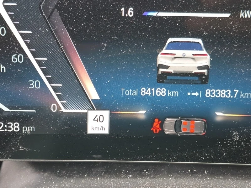 BMW iX / xDrive50 / BOWERS & WILKINS / LASER / ОЛДУХВАНЕ, снимка 14 - Автомобили и джипове - 56154257