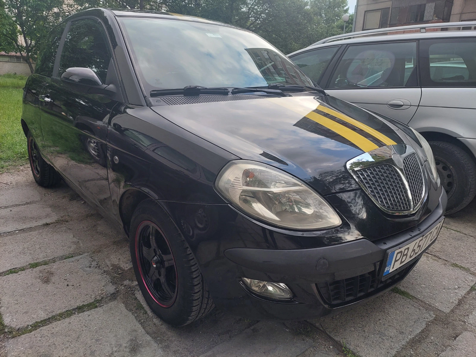 Lancia Ypsilon  - изображение 3