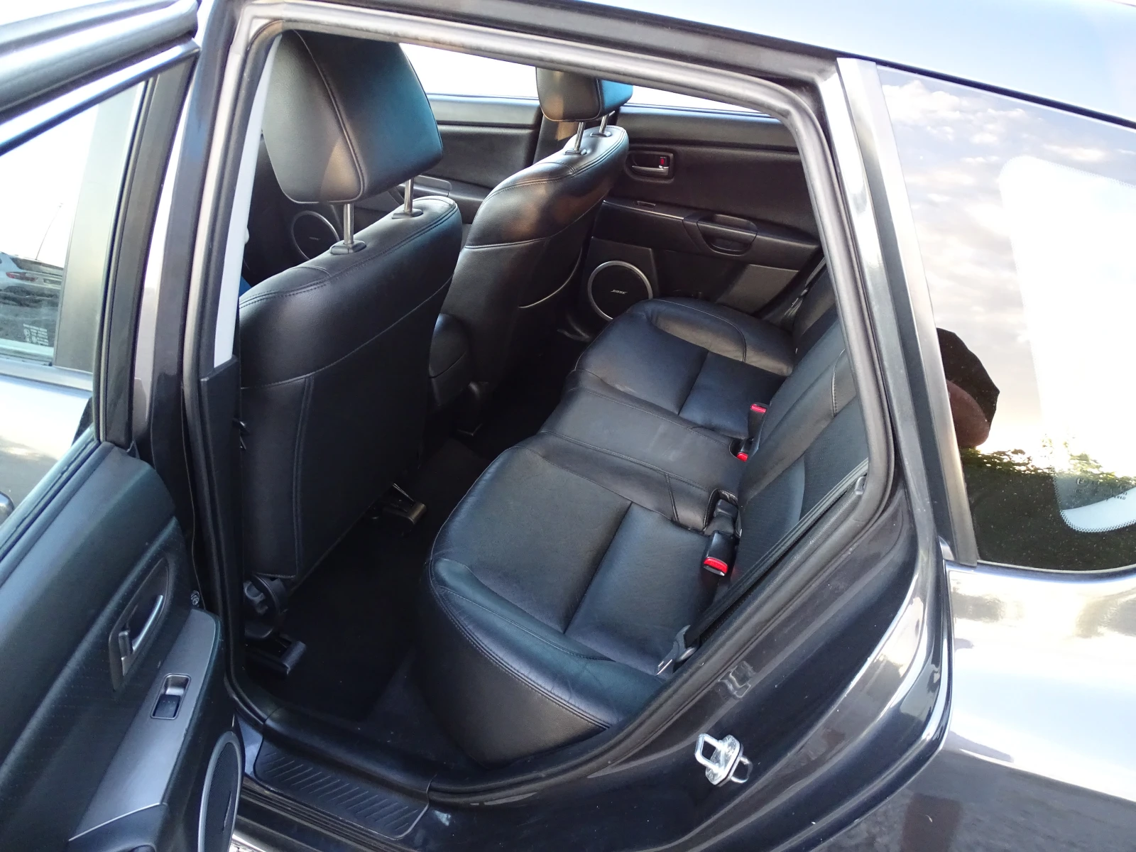 Mazda 3 2.0i 150КС. КОЖА ПОДГРЕВ ПАРКТРОНИК BOSE SWISS - изображение 9