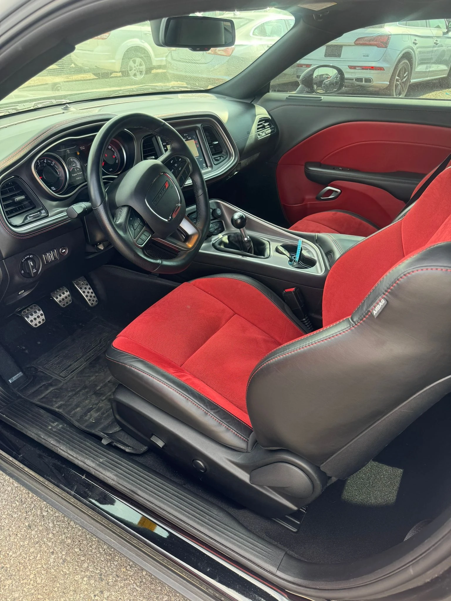 Dodge Challenger R/T* * CARFAX * * АВТО КРЕДИТ * *  - изображение 8