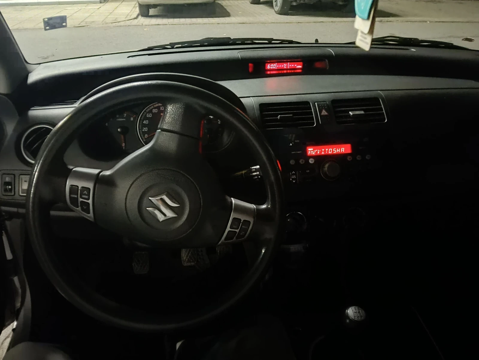 Suzuki Swift  - изображение 5