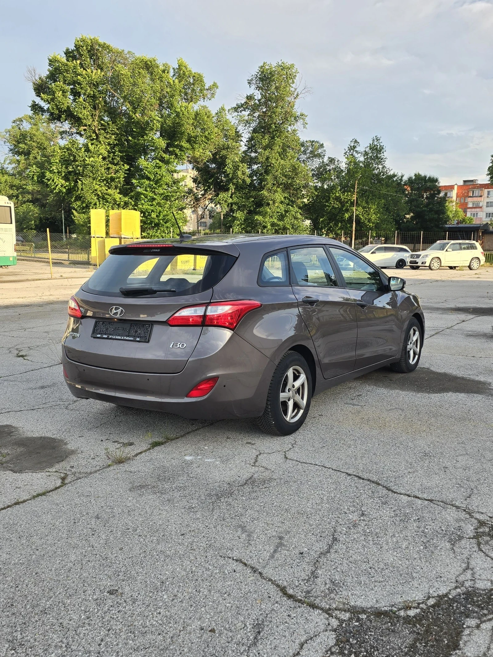 Hyundai I30 1.4 90..    | Mobile.bg   4
