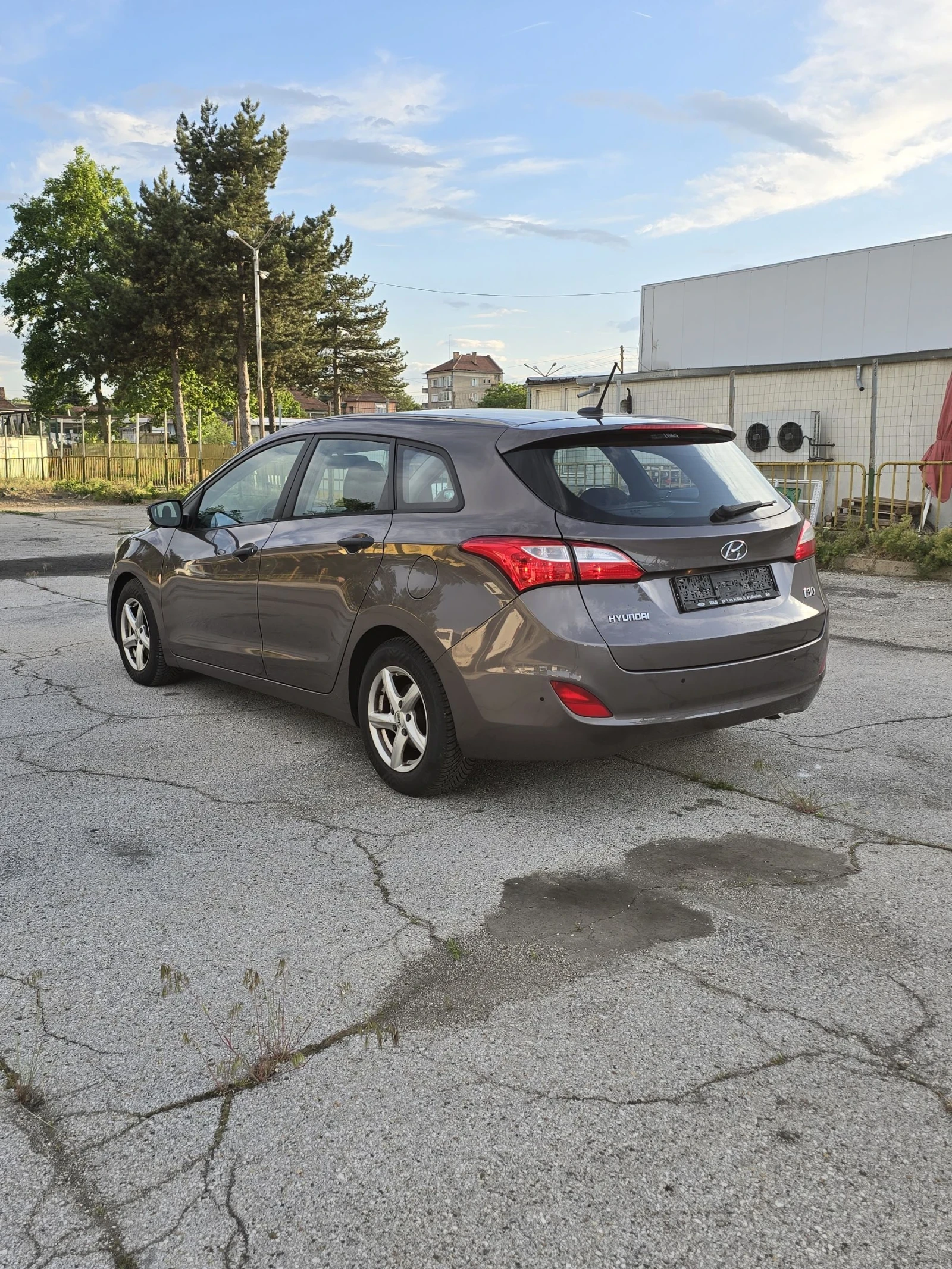 Hyundai I30 1.4 90..    | Mobile.bg   6