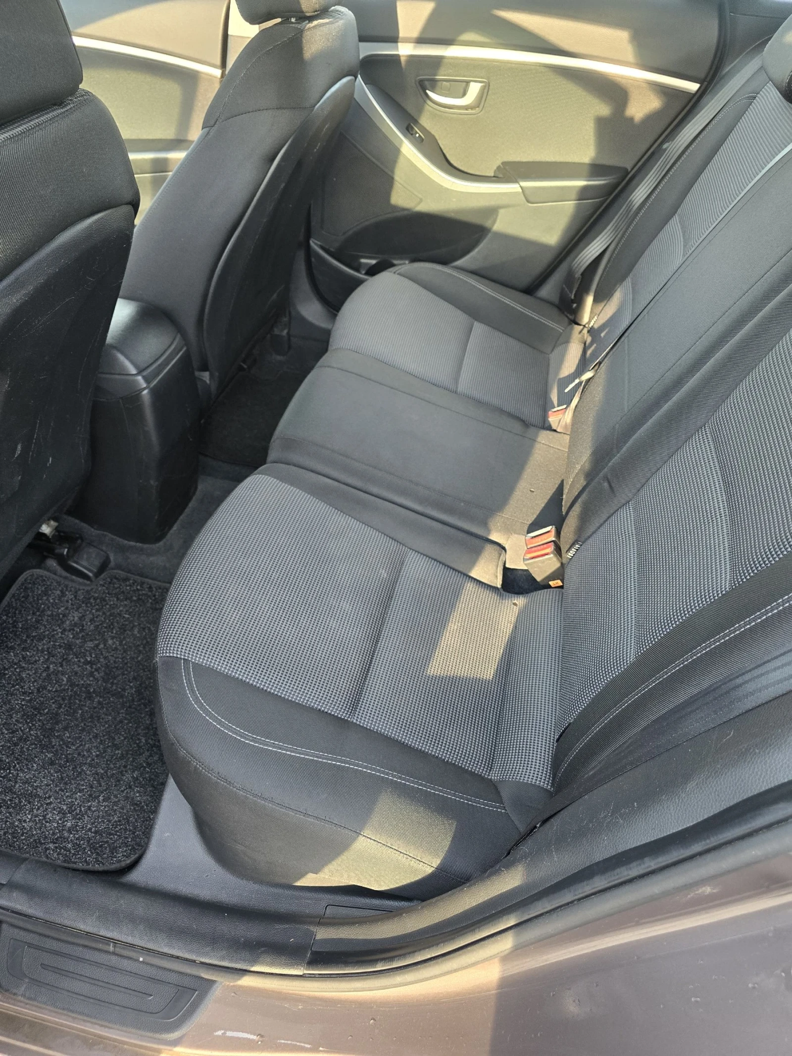 Hyundai I30 1.4 90..    | Mobile.bg   9