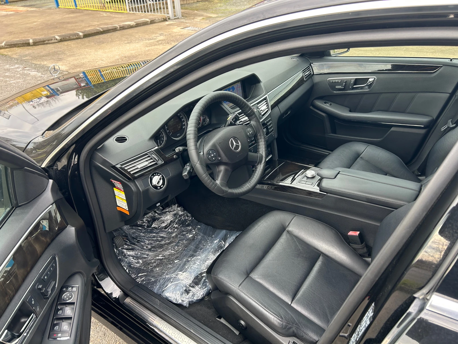 Mercedes-Benz E 350  - изображение 7