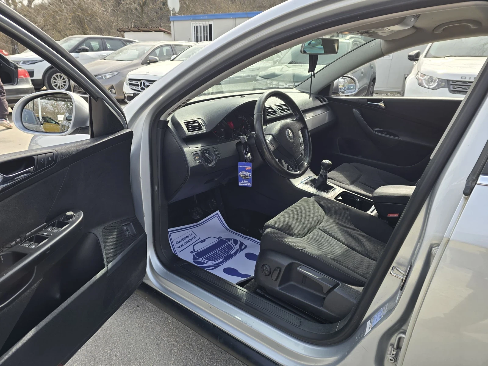 VW Passat 2.0TDI 140к.с Comfort line, снимка 11 - Автомобили и джипове - 53886009