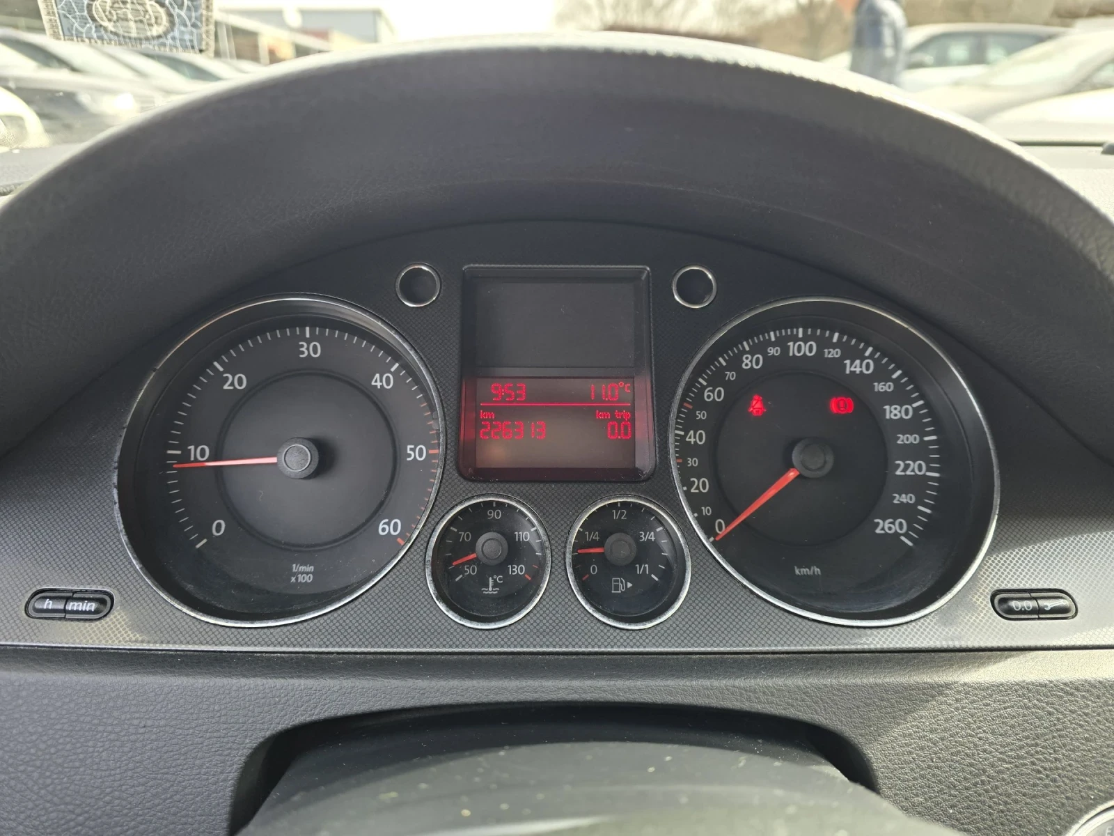 VW Passat 2.0TDI 140к.с Comfort line, снимка 17 - Автомобили и джипове - 53886009