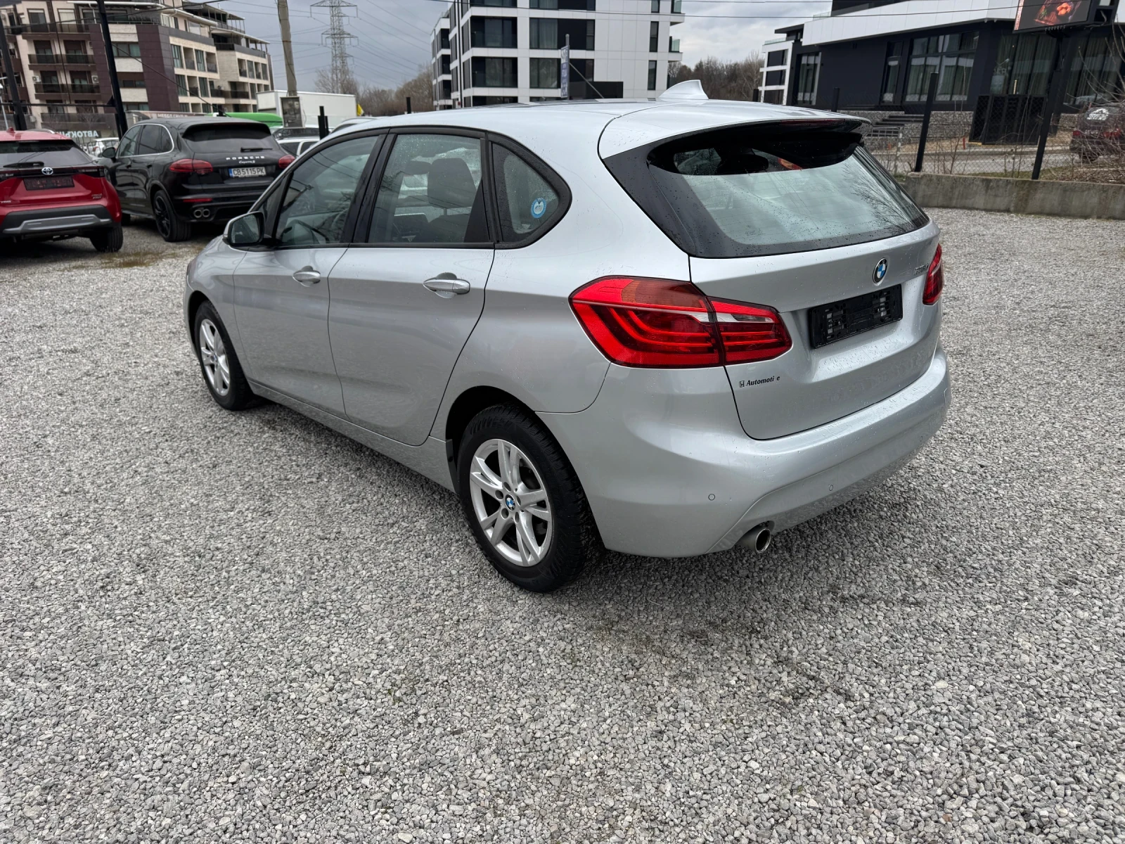 BMW 2 Active Tourer NAVI* ПОДГРЕВ* ДИСТРОНИК* 2.0d 150hp* euro 6, снимка 10 - Автомобили и джипове - 53899906