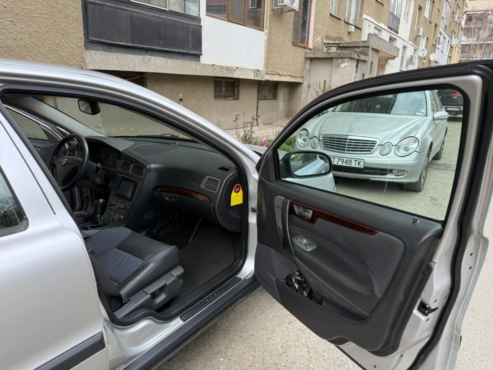 Volvo S60, снимка 9 - Автомобили и джипове - 54005635