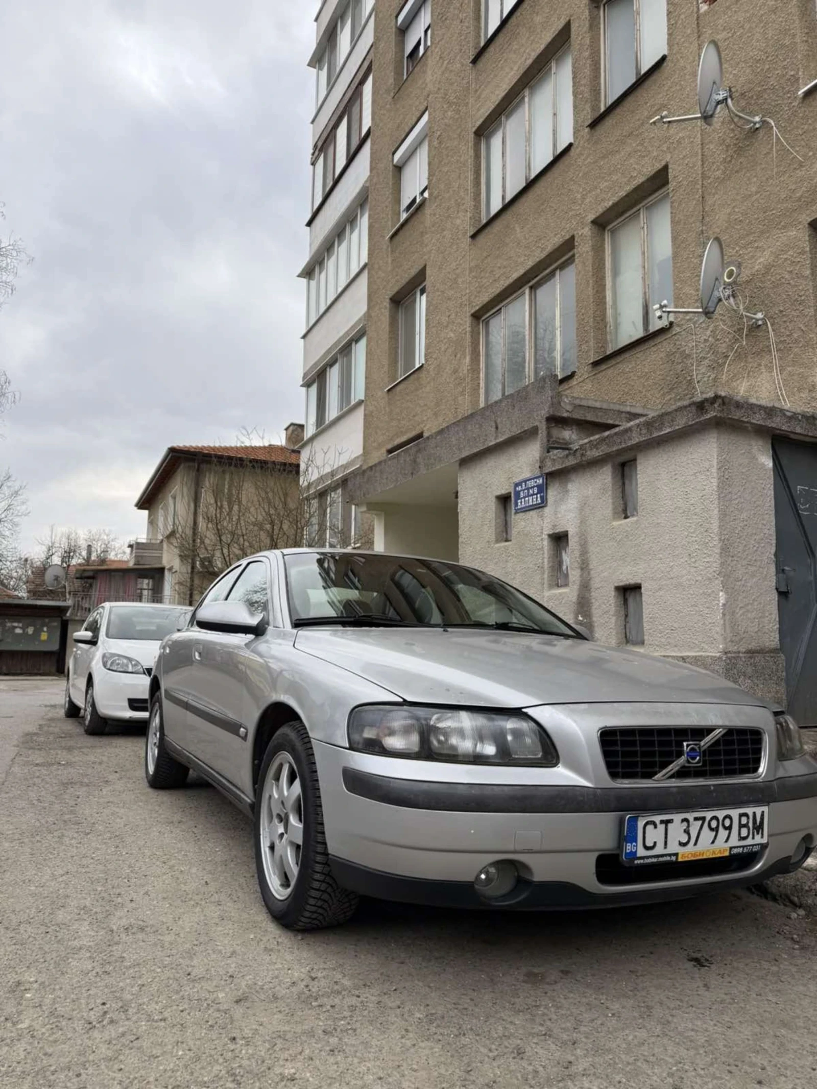Volvo S60, снимка 6 - Автомобили и джипове - 54005635