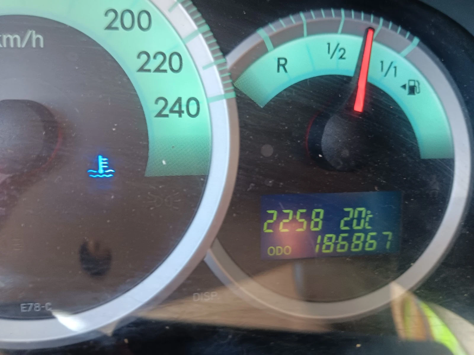 Toyota Corolla verso, снимка 6 - Автомобили и джипове - 55093188