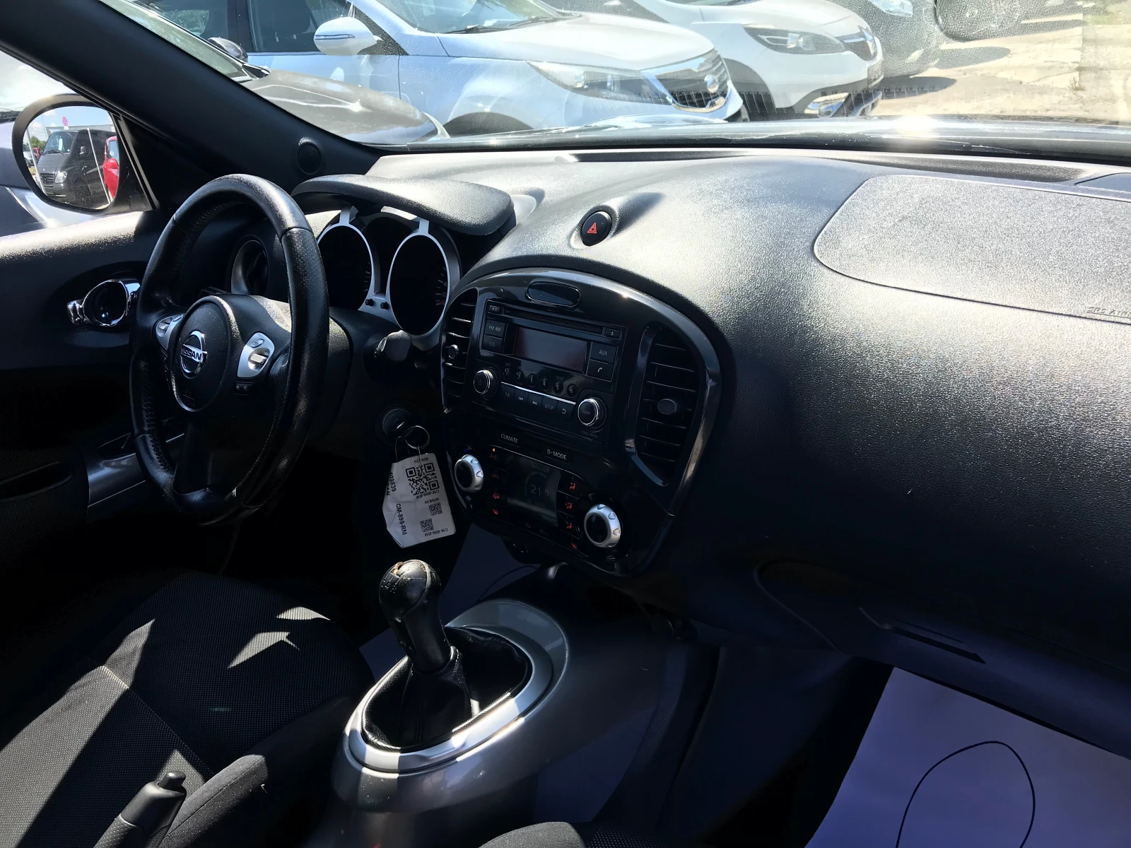 Nissan Juke 1.6i-117kc.-2013г., снимка 14 - Автомобили и джипове - 55151137