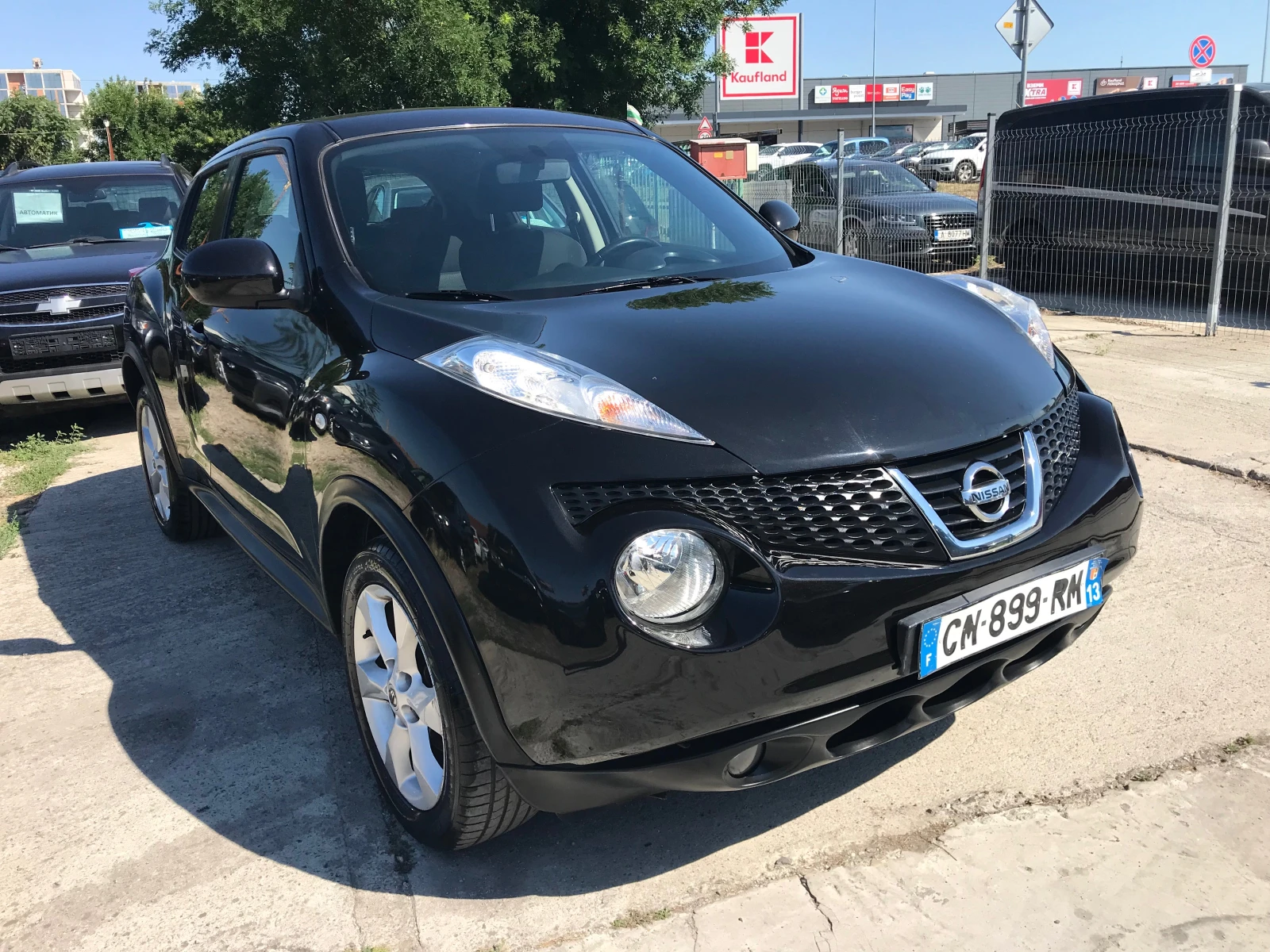 Nissan Juke 1.6i-117kc.-2013г., снимка 2 - Автомобили и джипове - 55151137