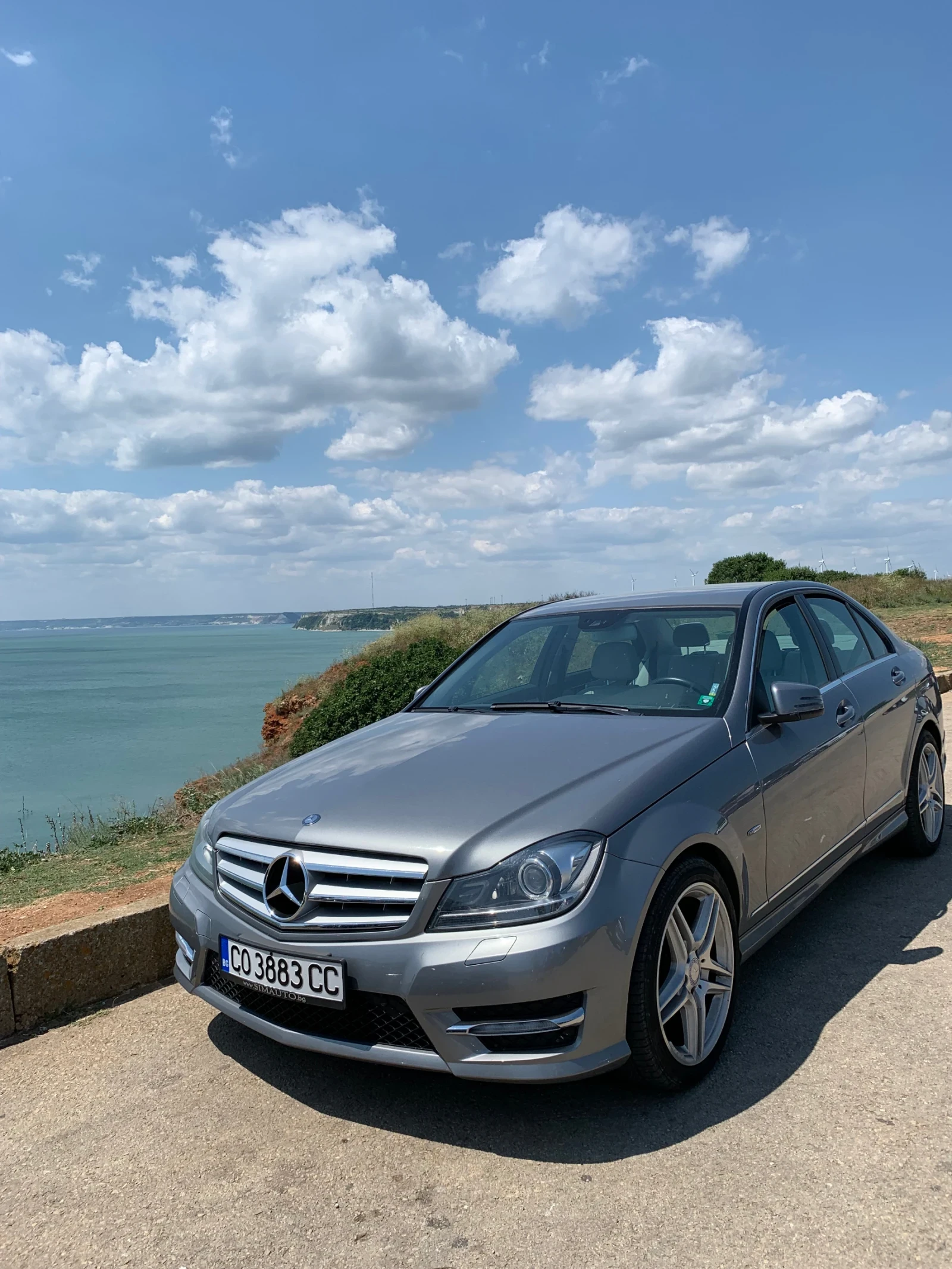 Mercedes-Benz C 220 Facelift Avantgarde AMG, снимка 7 - Автомобили и джипове - 55295703