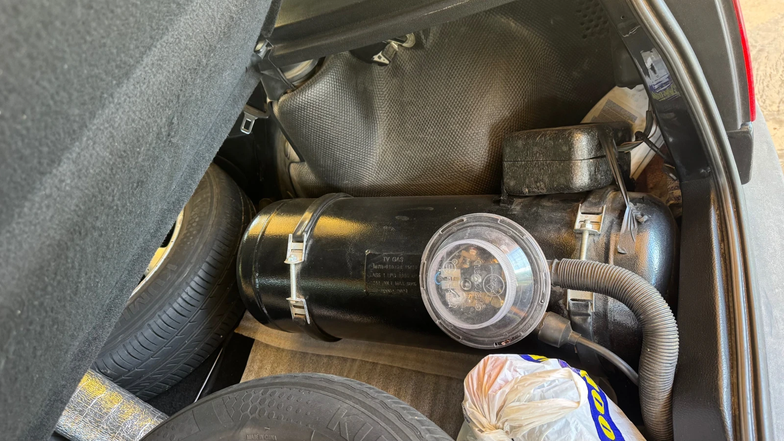 VW Golf Газ, снимка 15 - Автомобили и джипове - 55619823