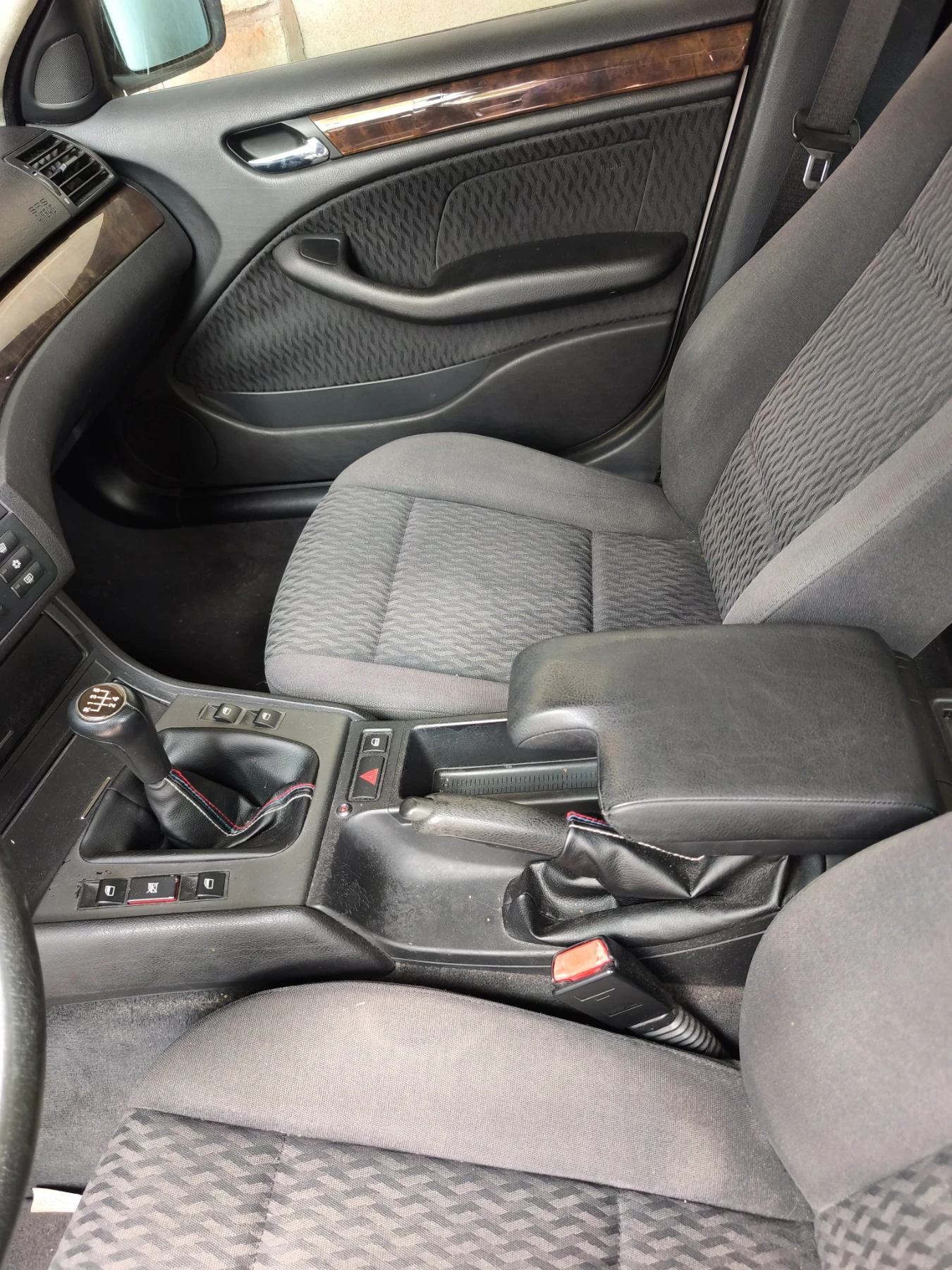 BMW 318 1.9 бензин, снимка 11 - Автомобили и джипове - 55772726