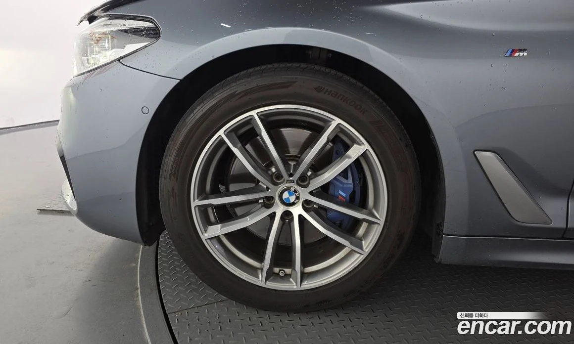BMW 530 530i M Sport Package, снимка 5 - Автомобили и джипове - 56157029