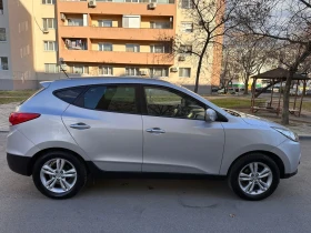 Hyundai IX35 РЕАЛНИ 98800км! Панорама/Парктроник/KeylessGO, снимка 5