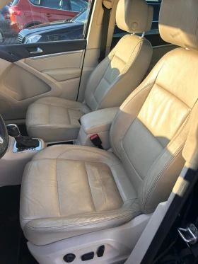 VW Tiguan 2.0TSI GAZ 4MOTION AVTOMAT/NAVI/PANORAMA/KOJA  - 16900 лв. / 8640.83 € - 26561017 14