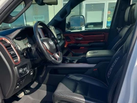 Dodge RAM 1500 REBEL /CARFAX/КЛИП/Подгрев/Въздушно окачване/Пано/ | Auto.bg — изображение 9