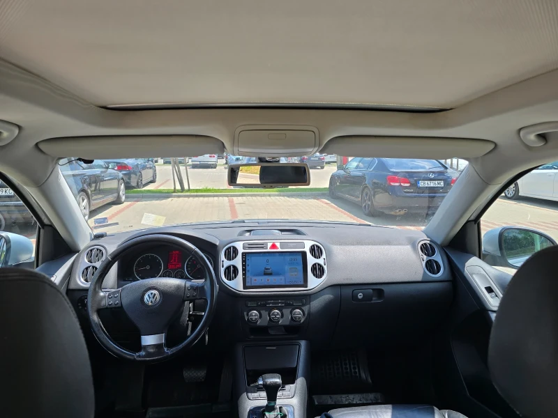 VW Tiguan, снимка 11 - Автомобили и джипове - 50726653