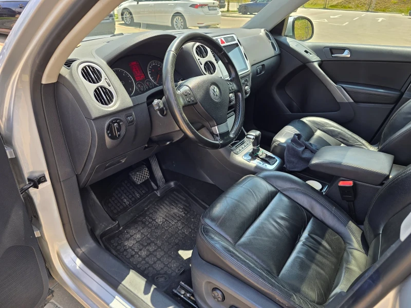 VW Tiguan, снимка 10 - Автомобили и джипове - 50726653
