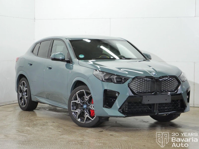 BMW iX2 30 xDrive M Sport Paket, снимка 4 - Автомобили и джипове - 52833590