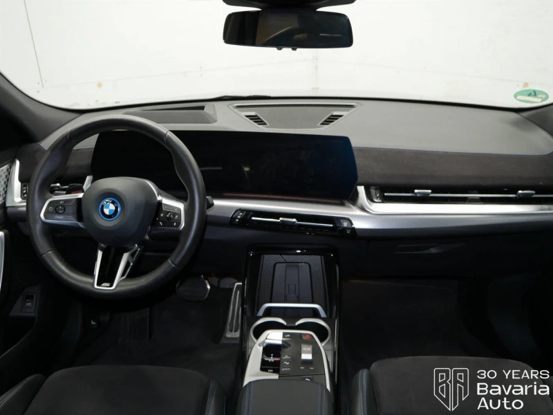 BMW iX2 30 xDrive M Sport Paket, снимка 6 - Автомобили и джипове - 52833590