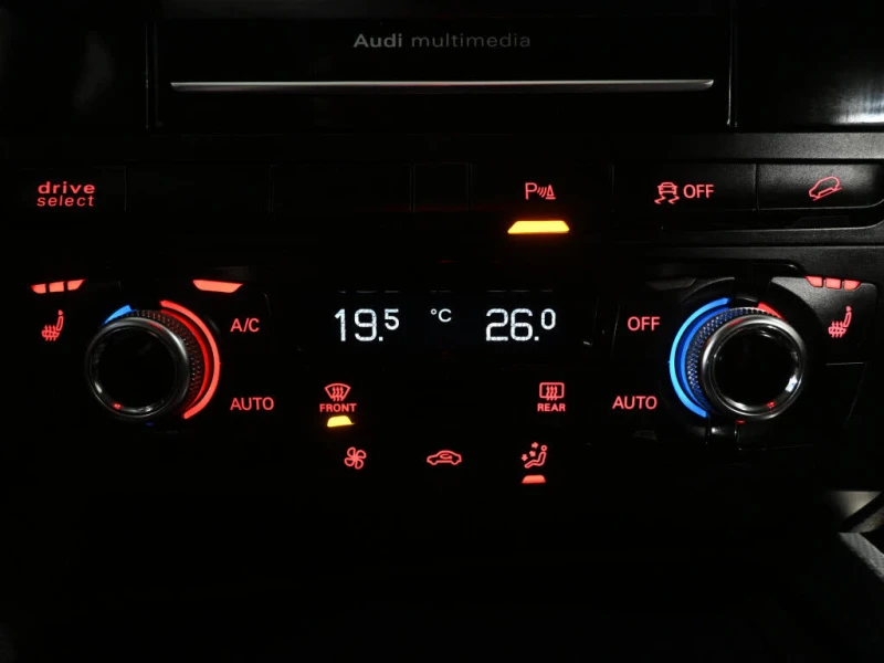 Audi Q5 2.0T quattro Progressiv, снимка 13 - Автомобили и джипове - 53181032