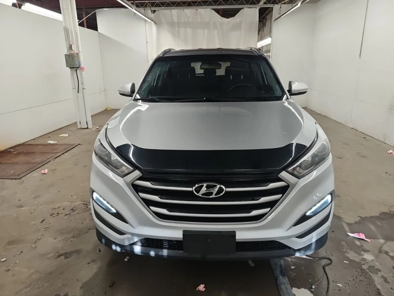 Hyundai Tucson PREMIUM * CARFAX* ПОДГРЕВИ* КАМЕРA, снимка 2 - Автомобили и джипове - 53381012