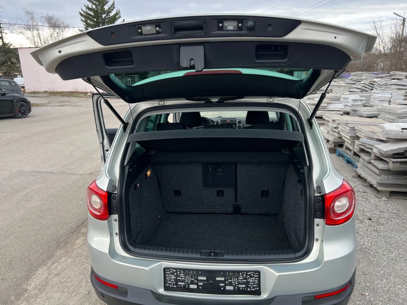 VW Tiguan 1.4TSI/150к.с.BLUEMOTION ПЕРФЕКТЕН 95х.км, снимка 12 - Автомобили и джипове - 53469003