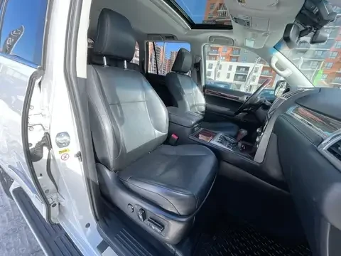 Lexus GX 460 7 Места | Черен Салон | Сервизна История | , снимка 14 - Автомобили и джипове - 53749296