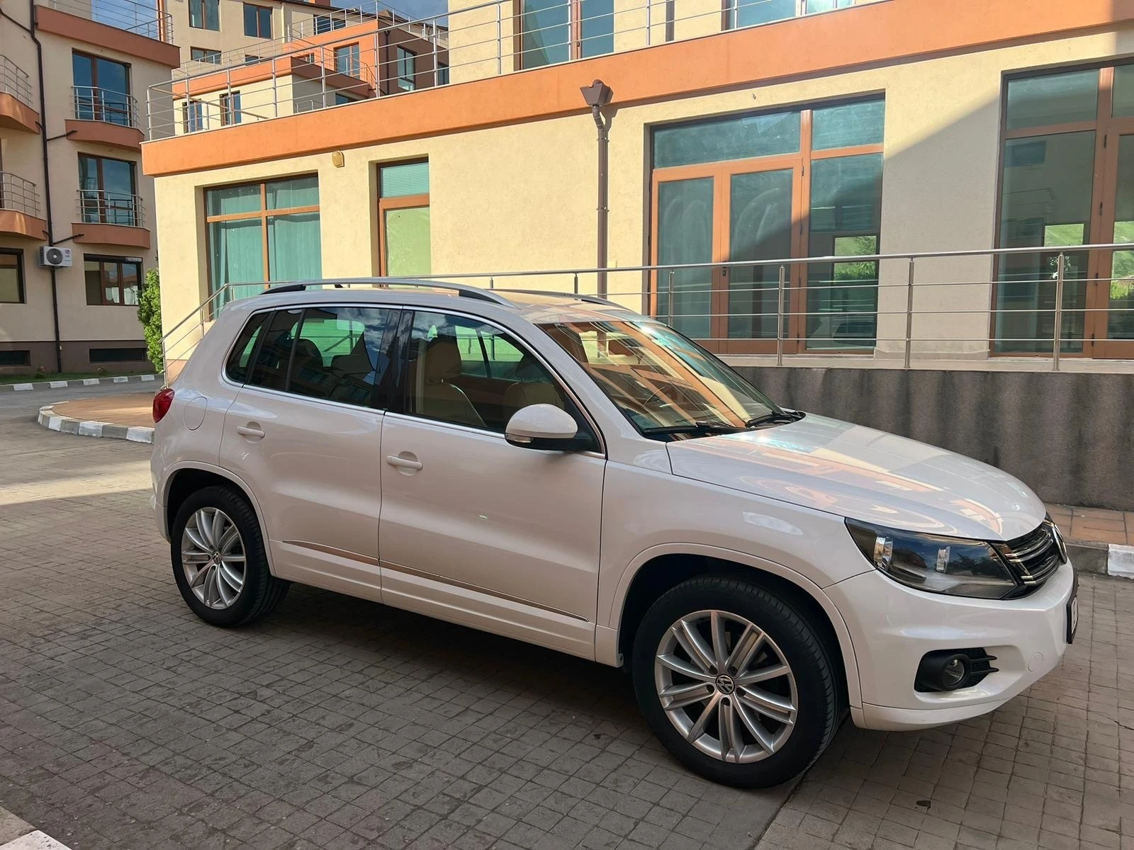 VW Tiguan 2.0TSI 4motion - изображение 2