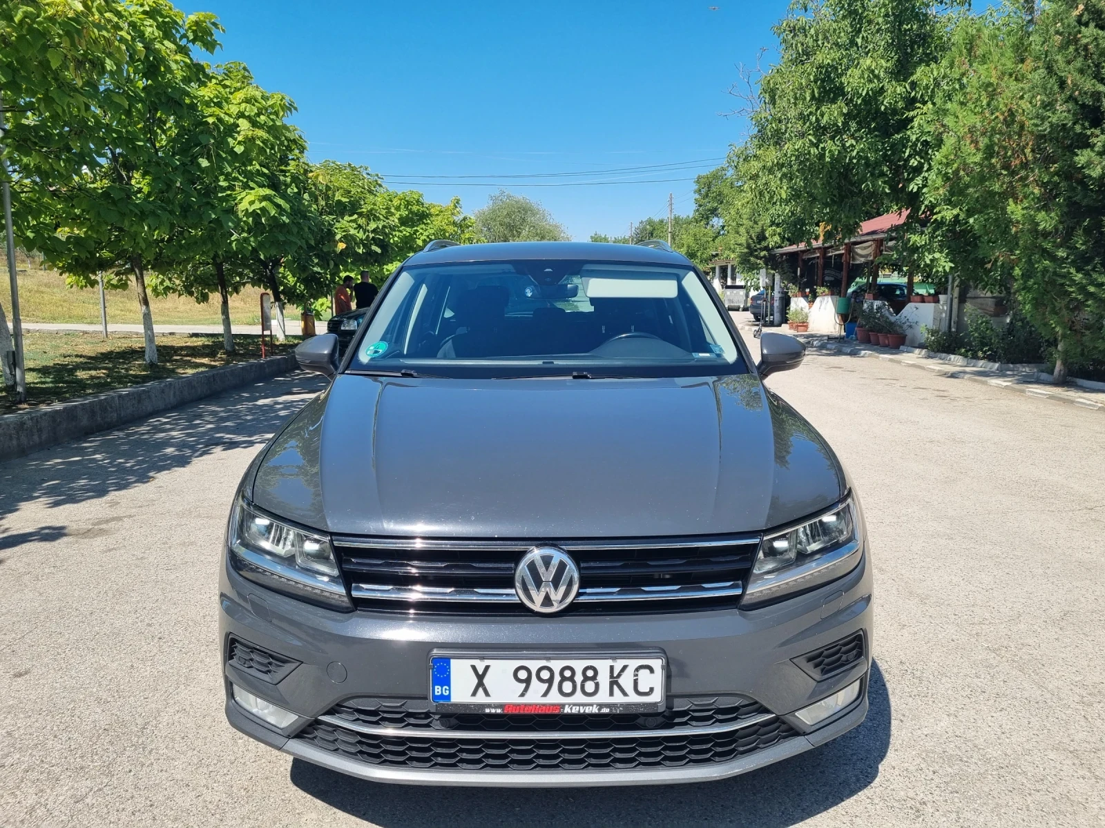 VW Tiguan HIGHLINE 4 motion 2.0 TDI 190 к.с - изображение 4