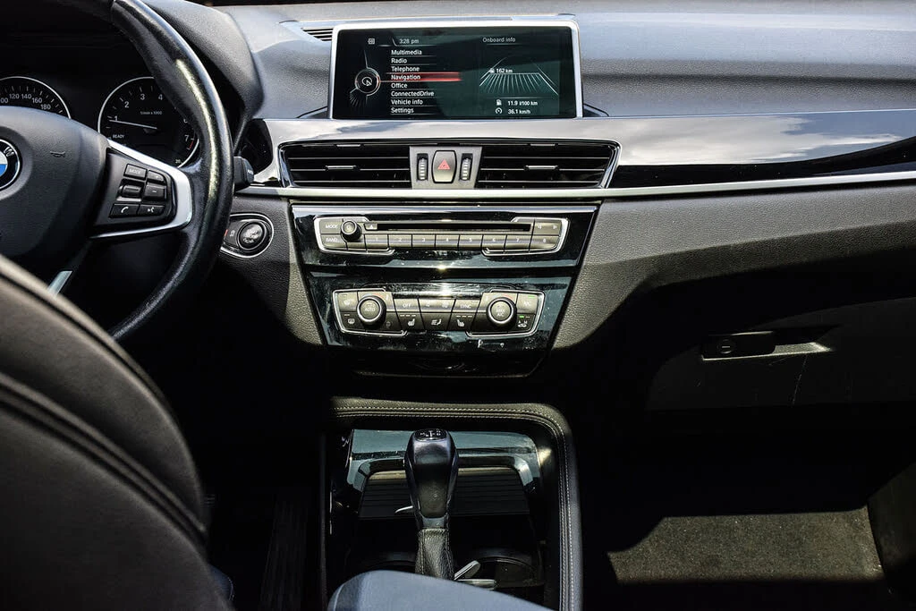 BMW X1 *  *    *   *  | Mobile.bg   14