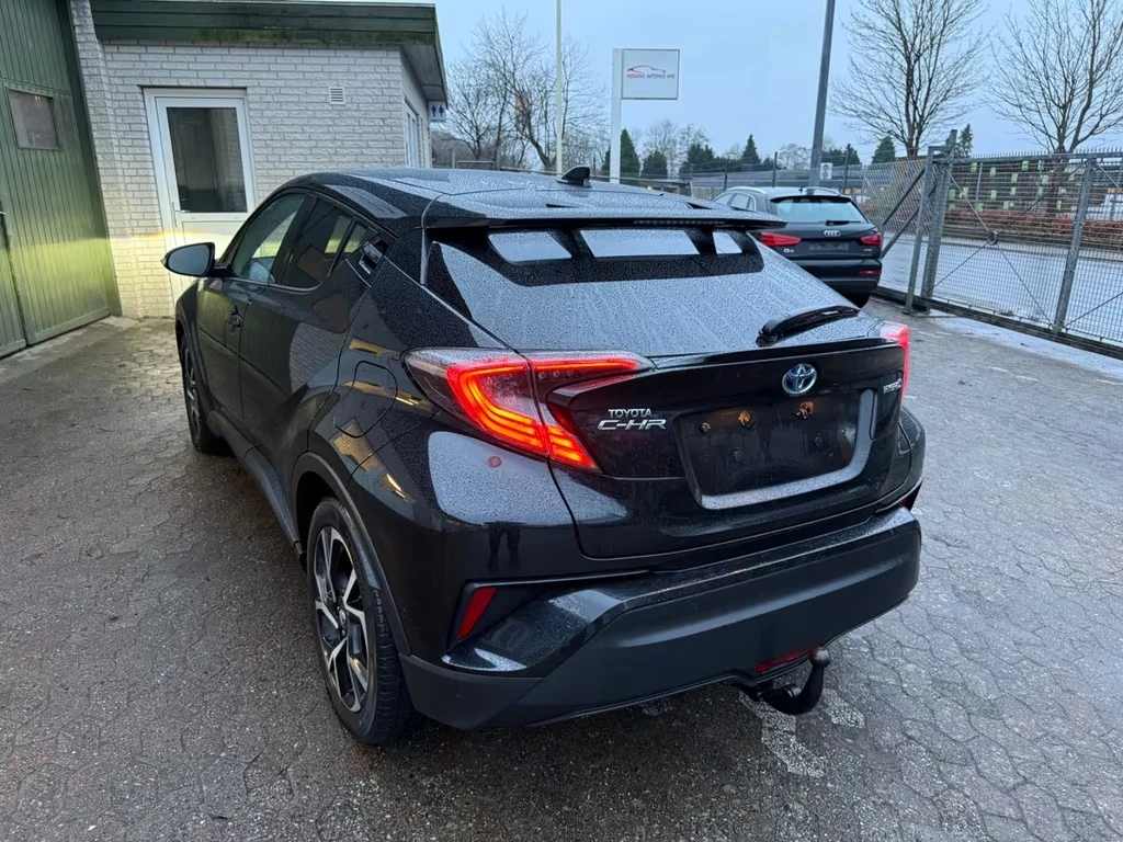Toyota C-HR 1.8 b 98кс - изображение 4