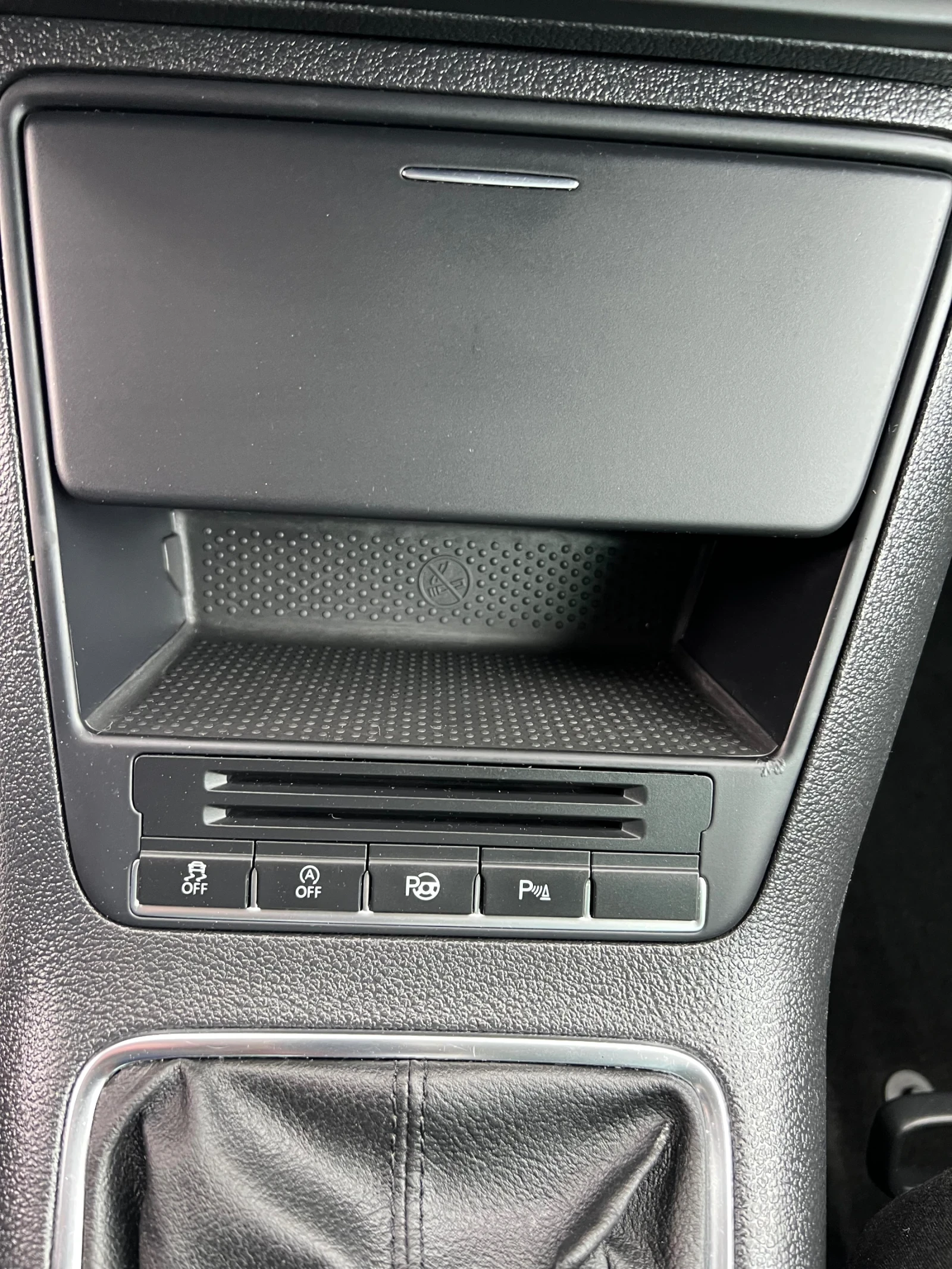 VW Tiguan 1.4TSI/150к.с.BLUEMOTION ПЕРФЕКТЕН 95х.км, снимка 12 - Автомобили и джипове - 53469003