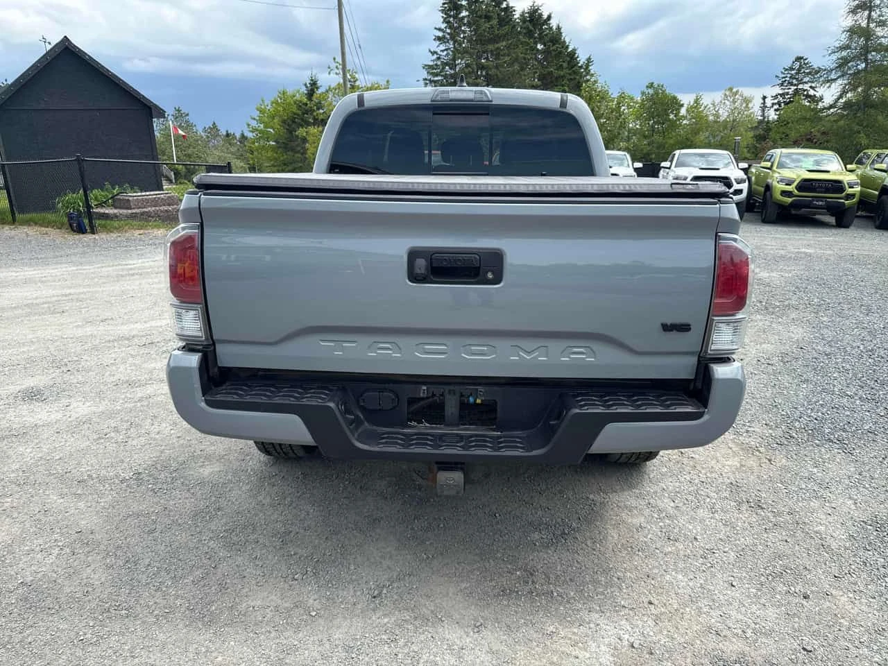 Toyota Tacoma * 4x4 Double Cab SB * CARFAX * ЦЕНА ДО БГ, снимка 5 - Автомобили и джипове - 54935256