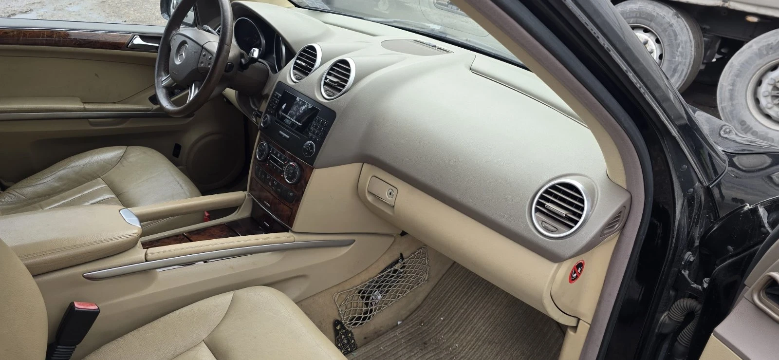 Mercedes-Benz ML 350, снимка 9 - Автомобили и джипове - 55458202