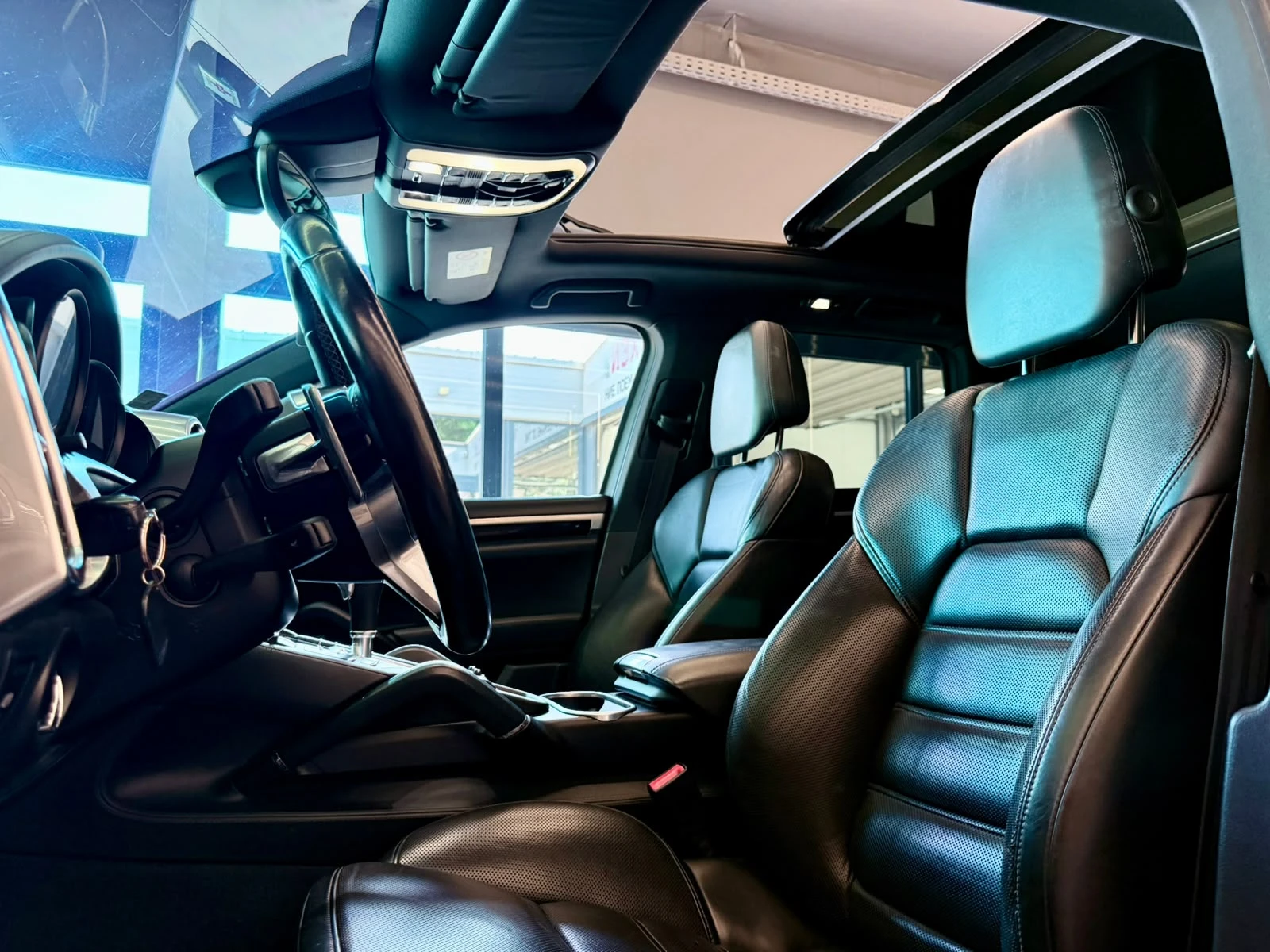 Porsche Cayenne S* 4.2* 4x4* BOSE* Full* Обдух* Pano* ЛИЗИНГ , снимка 8 - Автомобили и джипове - 55645419